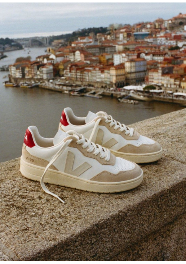 VEJA V-90 O.T EXTRA WHITE PIERRE PEKIN