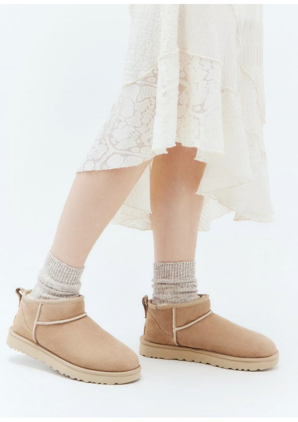 UGG CLASSIC ULTRA MINI SAND