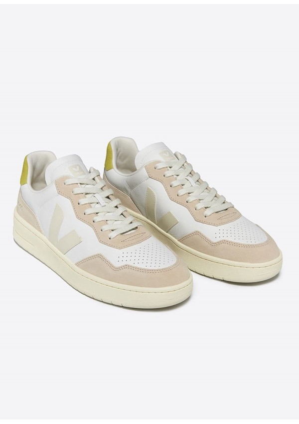 VEJA V-90 O.T EXTRA WHITE PIERRE LIQUOR