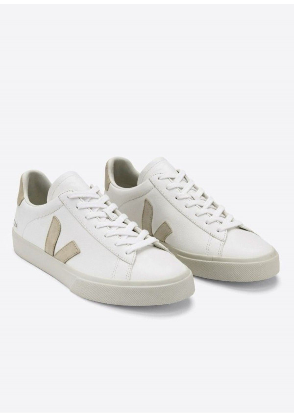 VEJA CAMPO EXTRA WHITE ALMOND