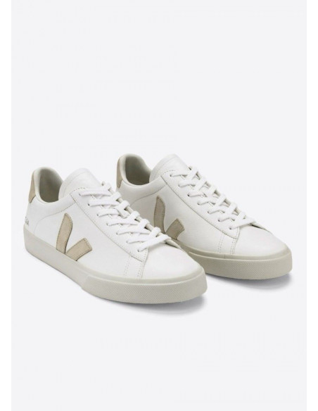 VEJA CAMPO EXTRA WHITE ALMOND