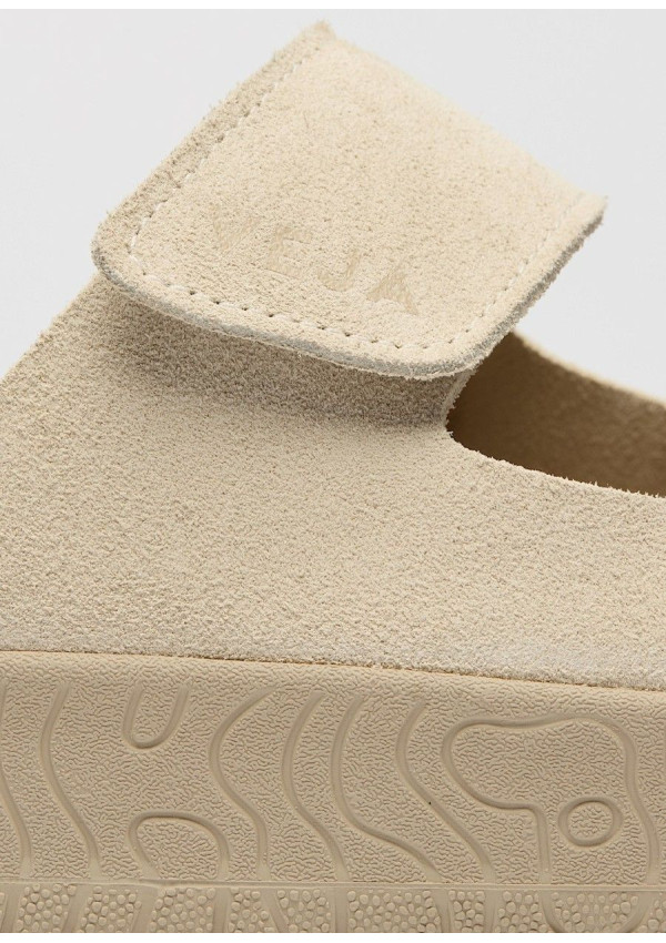 VEJA SANDALIAS ETNA SUEDE SOFT PIERRE ALMOND