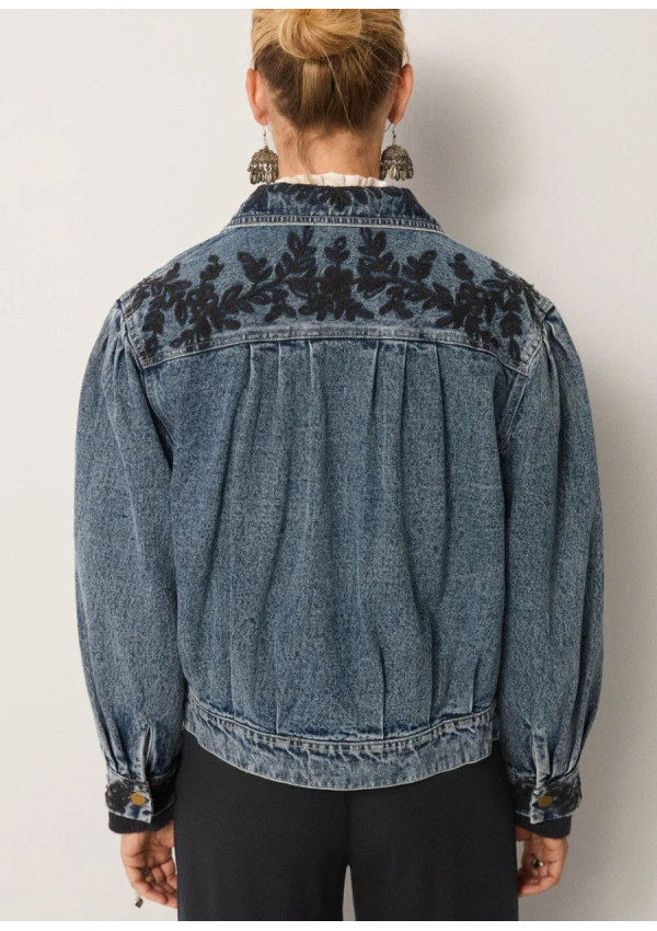 MAISON HOTEL CHAQUETA WESLEY