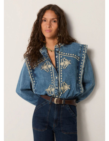 MAISON HOTEL BLUSA NARCISO