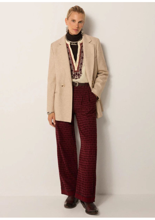 MAISON HOTEL BLUSA BRUNA