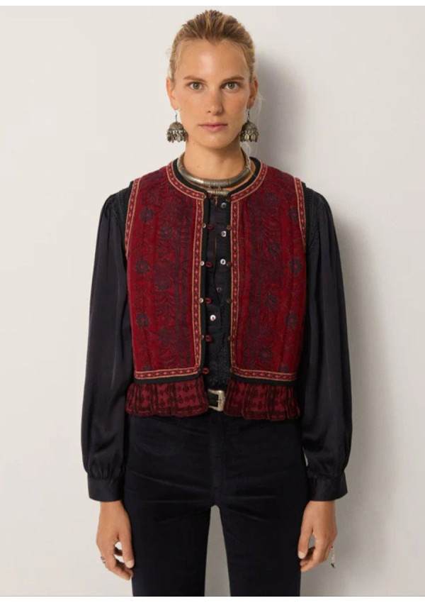 MAISON HOTEL CHALECO CASILDA