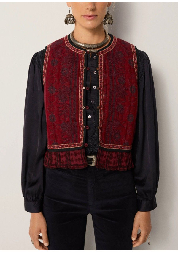 MAISON HOTEL CHALECO CASILDA