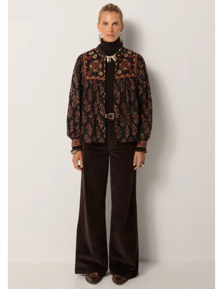 MAISON HOTELBLUSA SCARLET BLACK