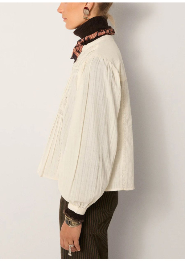 MAISON HOTEL BLUSA ROMY MERENGUE