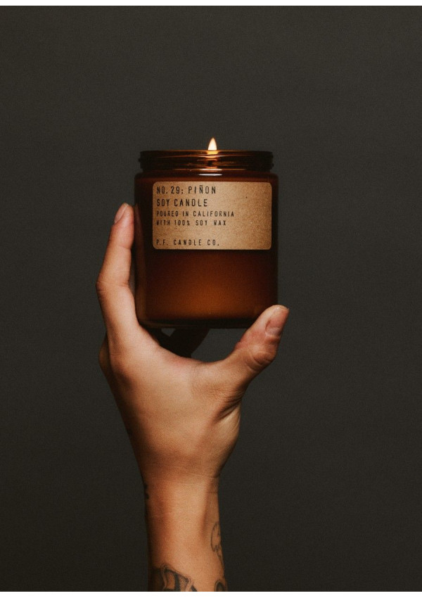 P.F CANDLE VELA PIÑON