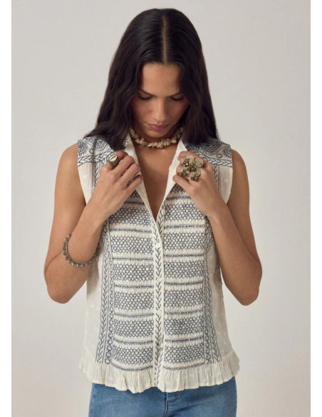 MAISON HOTEL BLUSA IRINA LAPISLAZULI