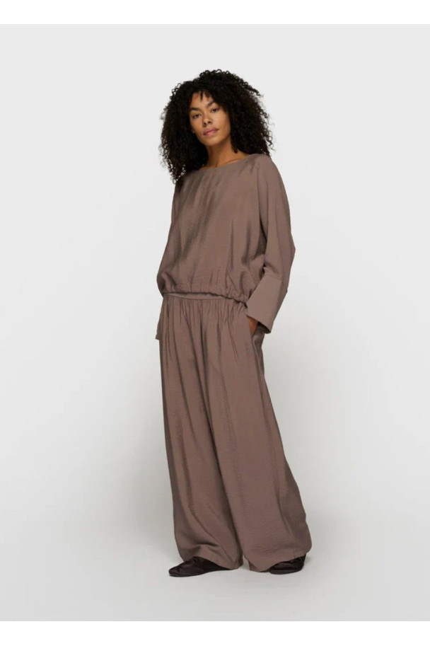 10 DAYS TOP BATWING MOONROCK