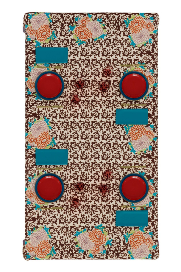 LISA CORTI MANTEL ARABESQUE COROLLA  180X180CM.