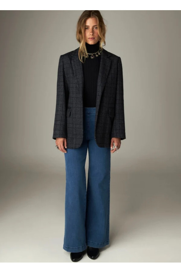 MAISON HOTEL BLAZER  CAMARON DARK GRAY