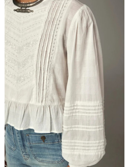 MAISON HOTEL BLUSA MILDRED BONE
