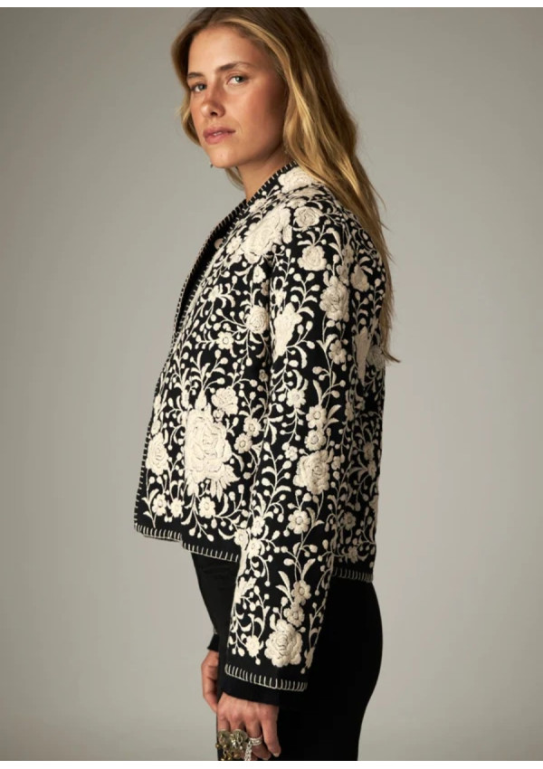 MAISON HOTEL CHAQUETA LOLA FLORES