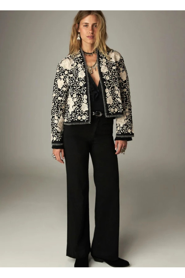 MAISON HOTEL CHAQUETA LOLA FLORES