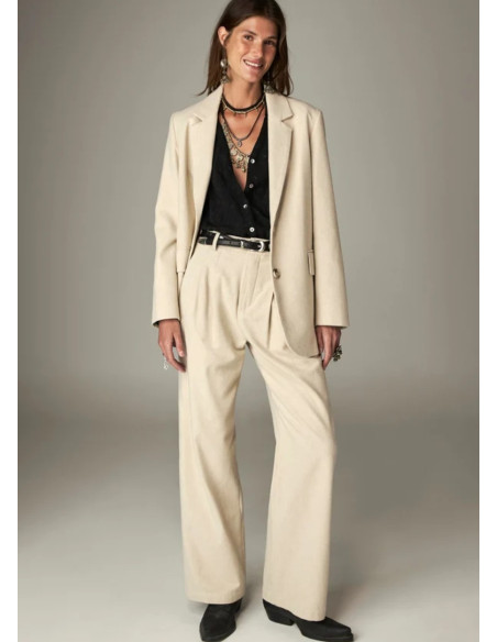 MAISON HOTEL BLAZER CAMARON ALBA