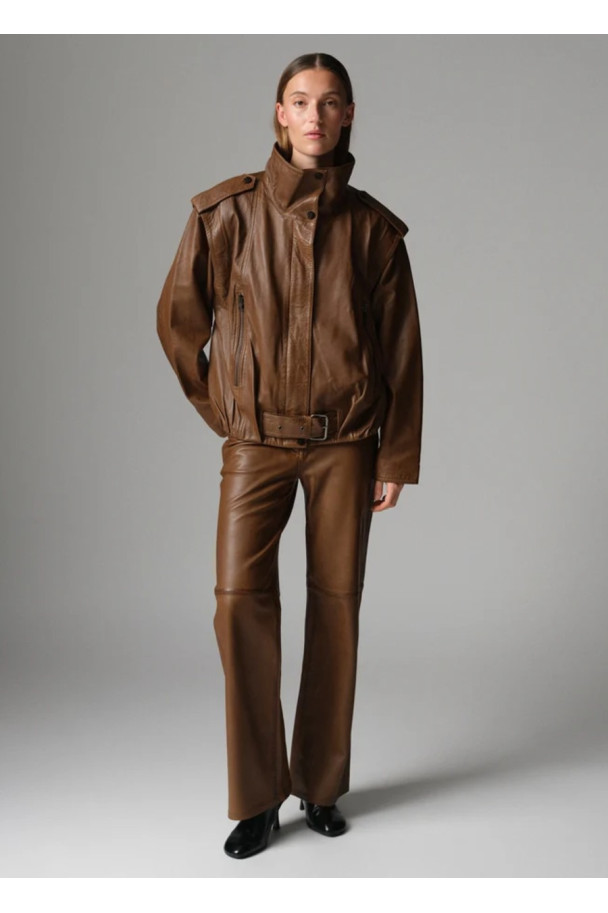 DAY PANTALON FLARO MARRON