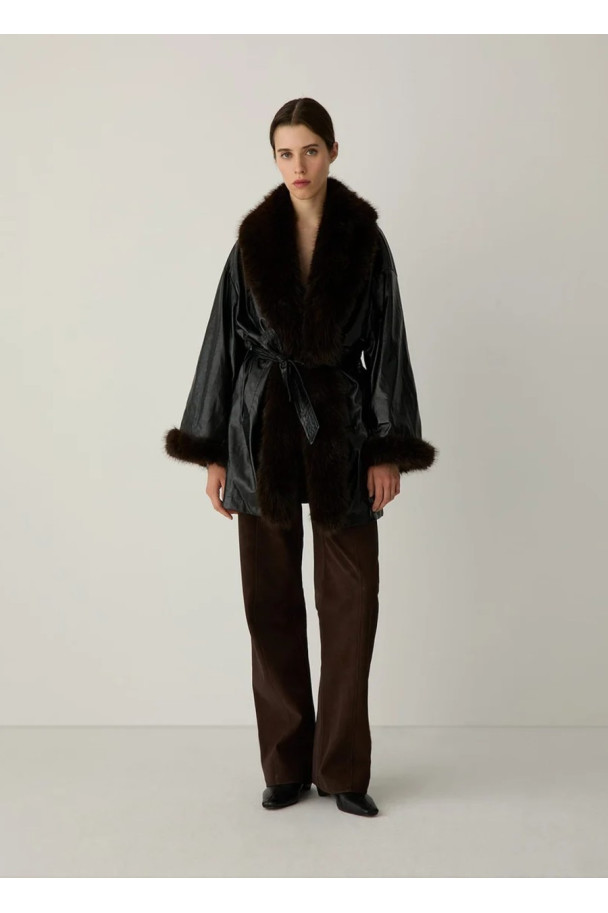 LAAGAM ORIANE BLACK SHORT COAT