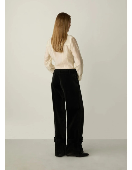 LAAGAM KAORI BLACK TEXTURED PANTS