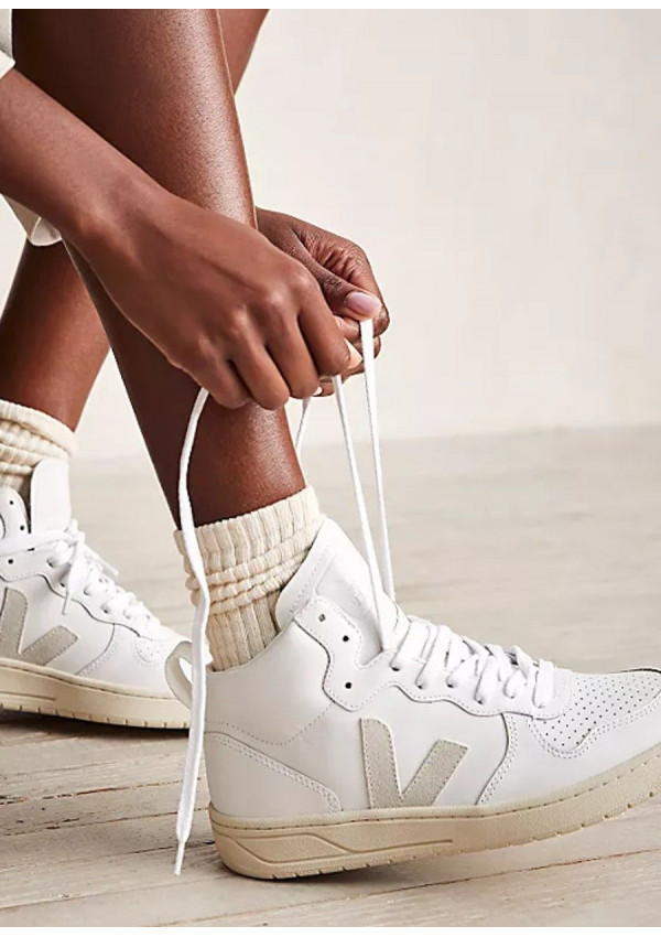 VEJA V15 EXTRA WHITE VEJA V15 EXTRA WHITE