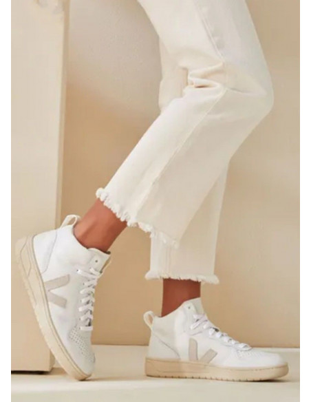 VEJA V15 EXTRA WHITE VEJA V15 EXTRA WHITE