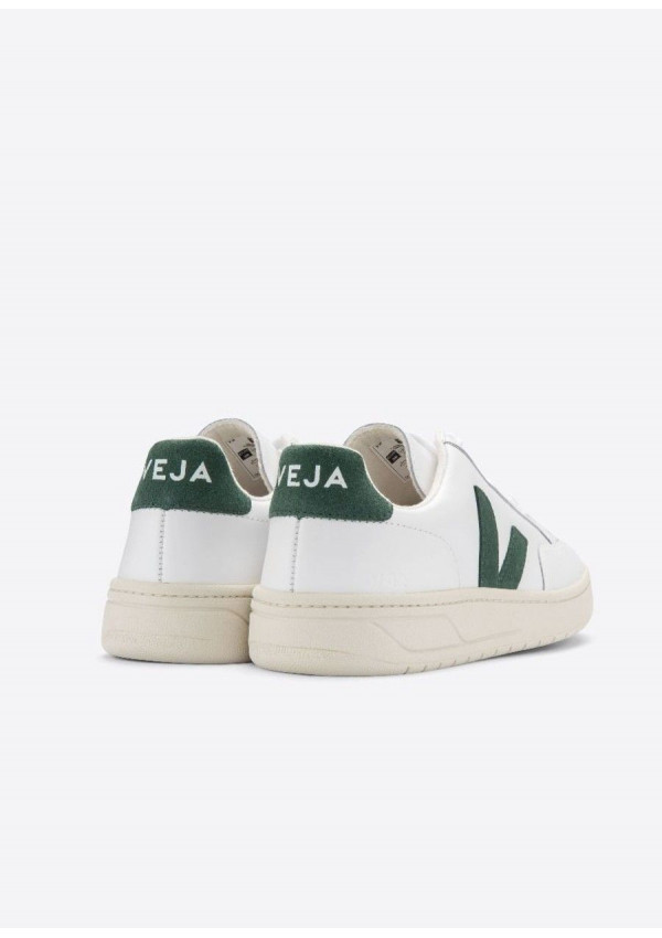 VEJA V12 WHITE CYPRUS
