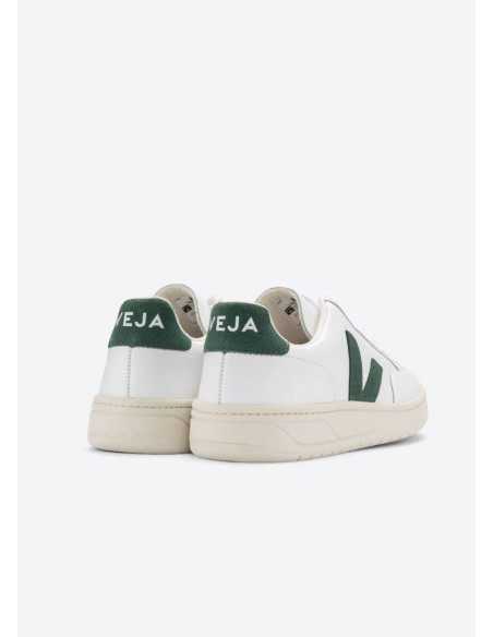 VEJA V12 WHITE CYPRUS