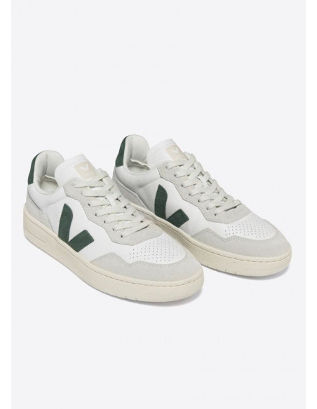 VEJA V-90 LEATHER EXTRA WHITE CYPRUS