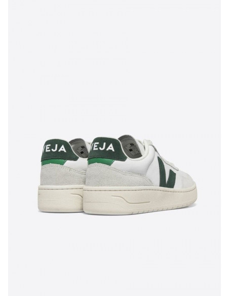 VEJA V-90 LEATHER EXTRA WHITE CYPRUS
